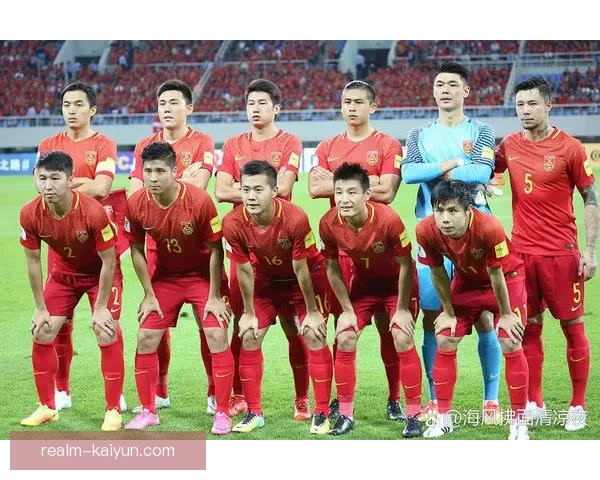 卡马文加在比赛中表现稳健，受到了对手的高度评价与赞赏