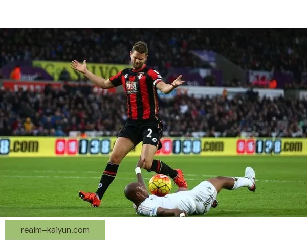 英超伯恩茅斯迎战利物浦，状态回暖备受关注