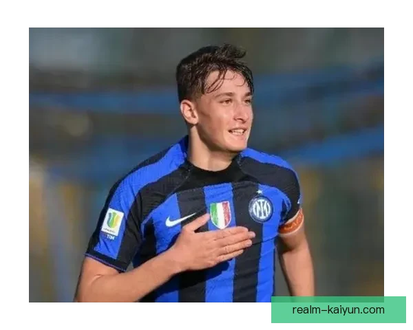 恰尔汗奥卢国家队近期表现稳健，中场组织作用持续提升