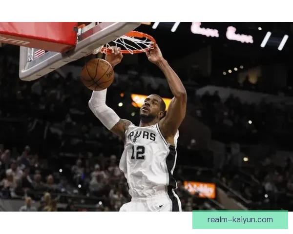 梅里诺本赛季助攻数据持续提升，中场组织表现稳健